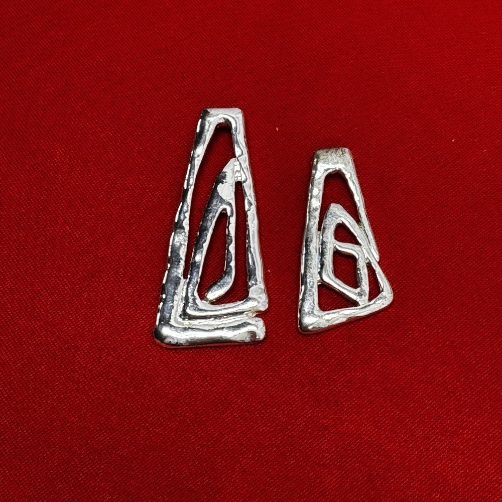 Lot Of 2 Silver‎ Tone Modern Jewelry Pieces - 1 Big 1 Little